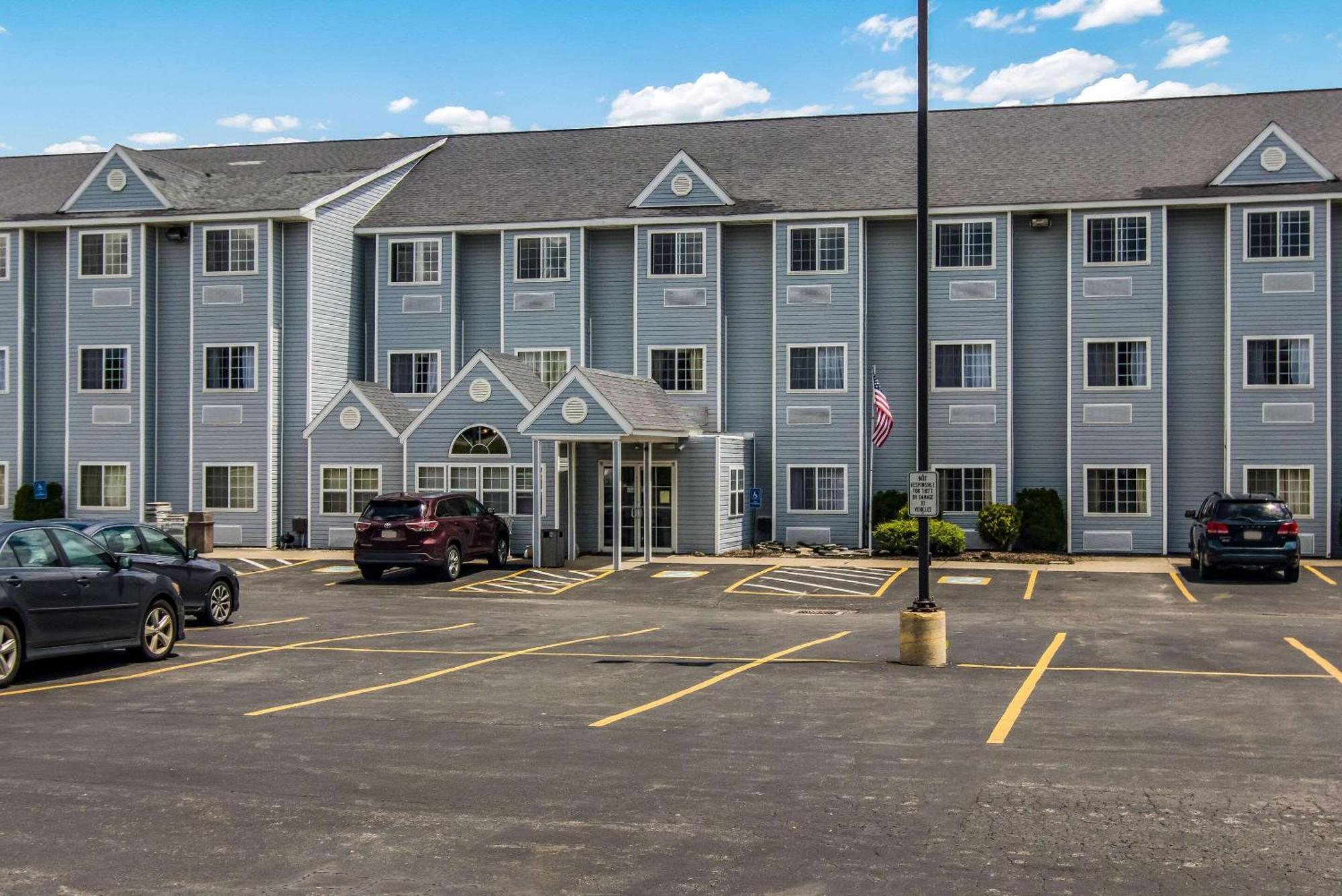 Quality Inn & Suites Grove City-Outlet Mall מראה חיצוני תמונה