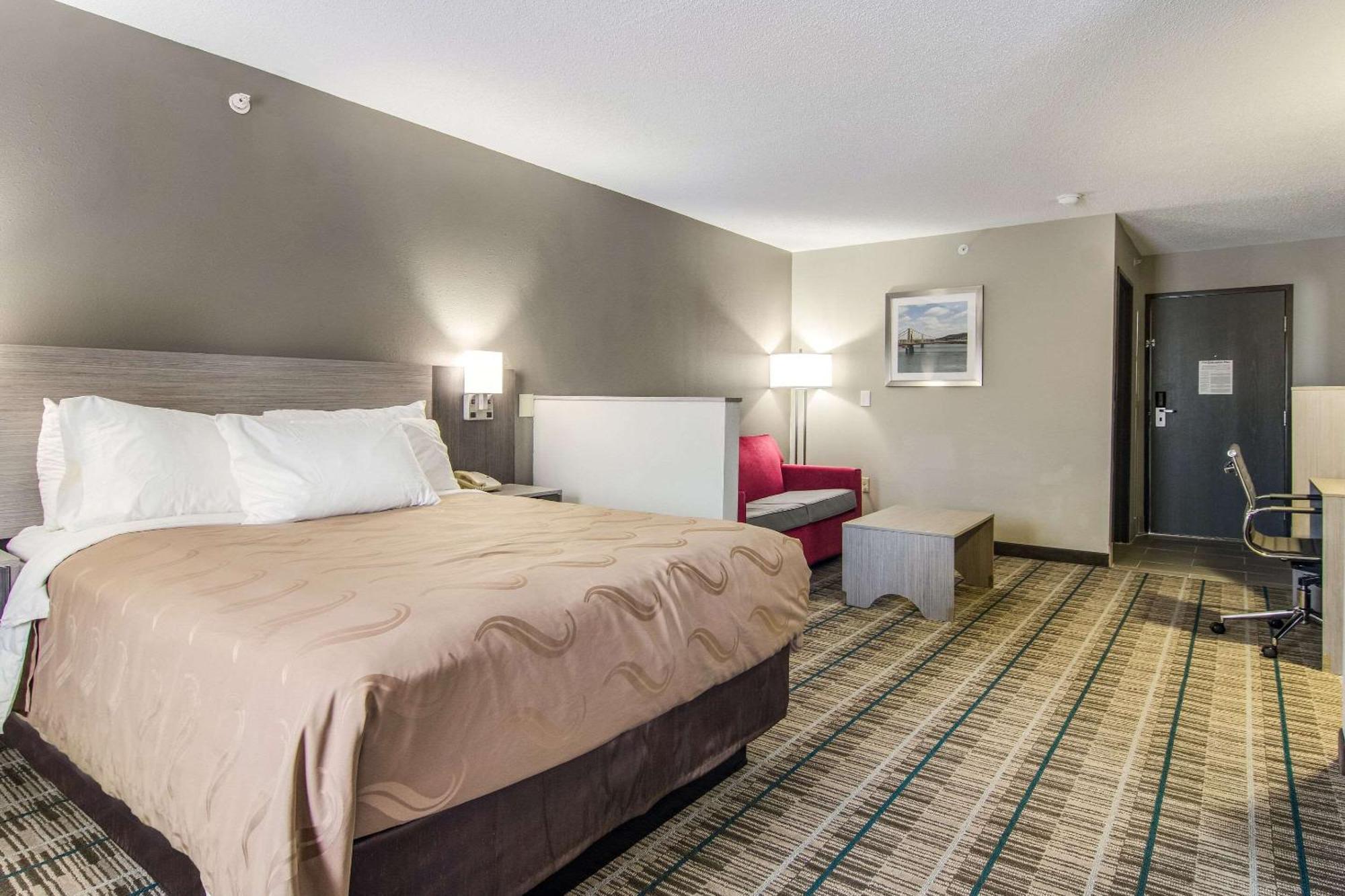 Quality Inn & Suites Grove City-Outlet Mall מראה חיצוני תמונה
