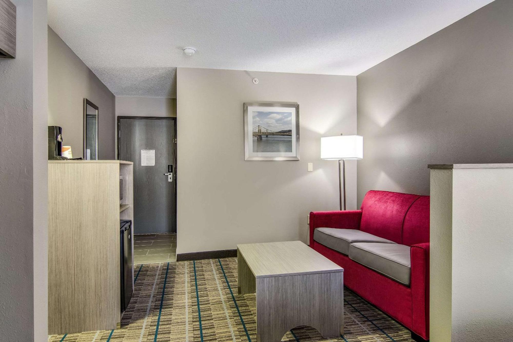 Quality Inn & Suites Grove City-Outlet Mall מראה חיצוני תמונה