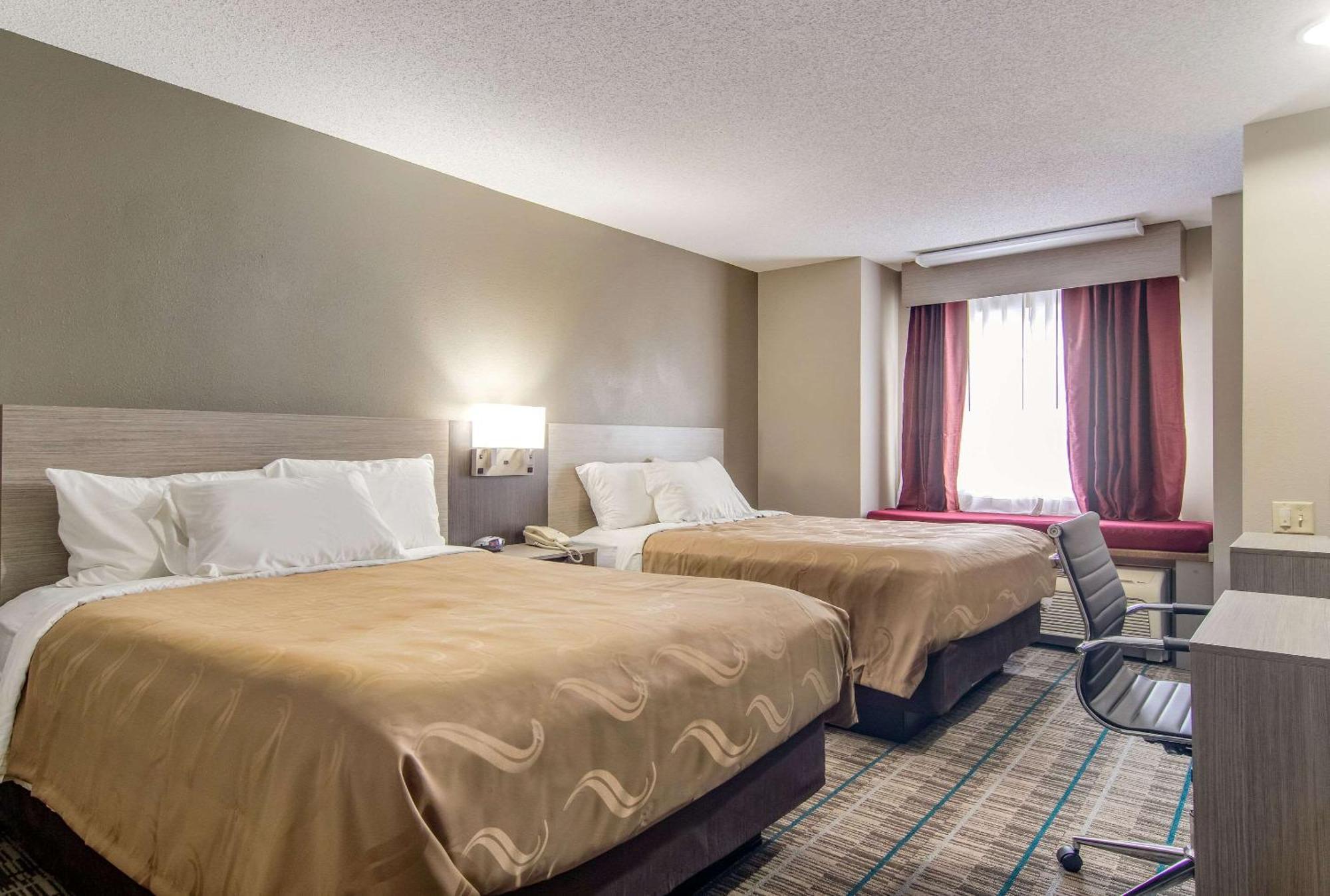 Quality Inn & Suites Grove City-Outlet Mall מראה חיצוני תמונה